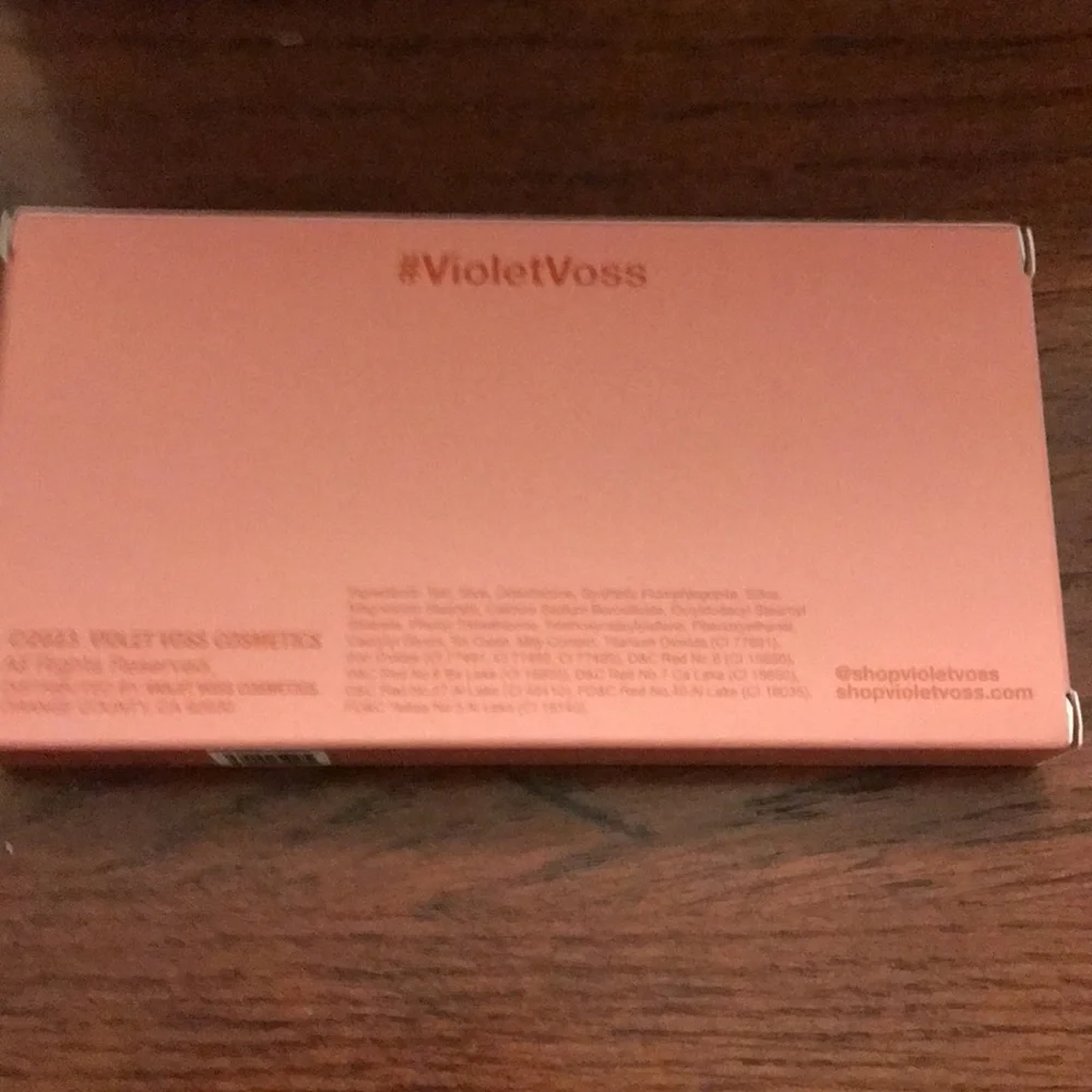 Violet Voss | Whispering Rose Face Palette new no swatches